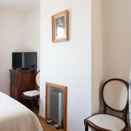 Elegant Apt For 2 Near The Montparnasse Tower Paříž